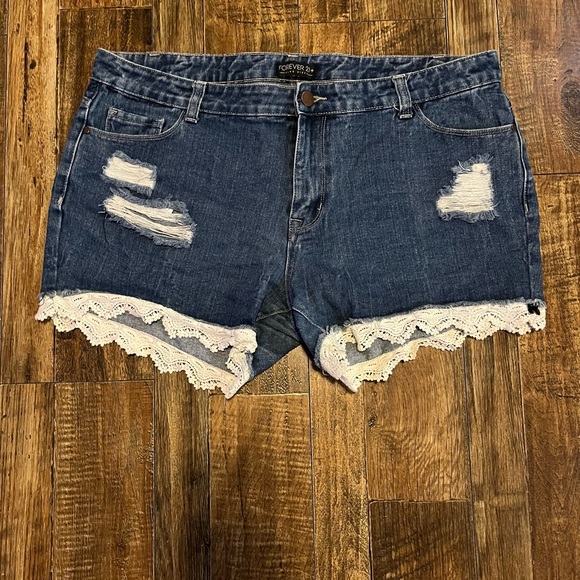 Forever 21 Blue Denim Shorts with Cream Lace - Picture 2 of 5